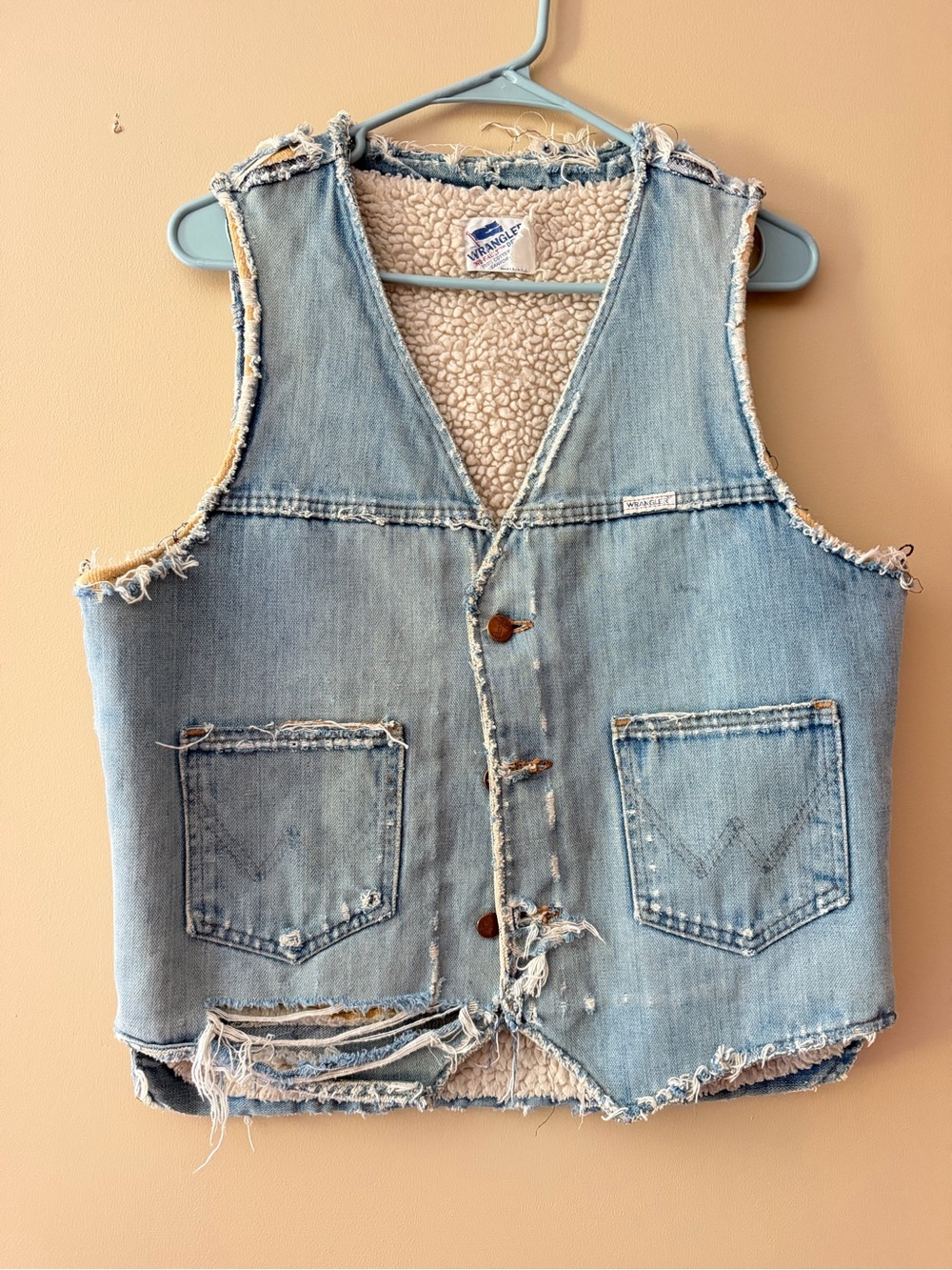 Authentic Vintage Wrangler Distressed Sherpa Denim Vest - Picture 1 of 2
